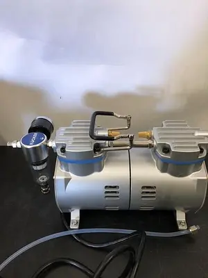 ROCKER 600 OIL-LESS VACUUM PUMP