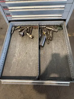 5 DRAWER STANLEY VIDMAR CABINET. STOCK #0542526