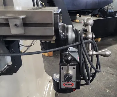 BRIDGEPORT 1-1/2 HP Mills, Vertical | Machinery Central (11)