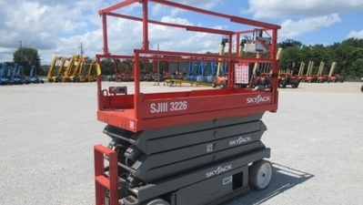 USED 2018 Skyjack SJ3226