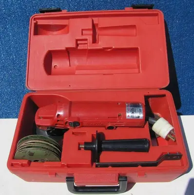 USED MAKITA M952