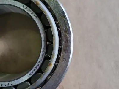 NEW SKF 32212 J2/Q