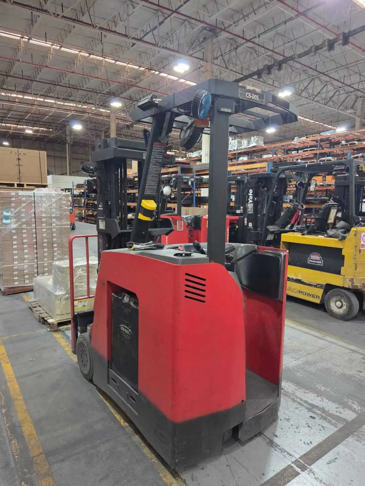 USED 2008 RAYMOND R30-C30TT