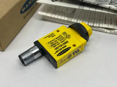New | in-Stock BANNER ENGINEERING MINI-BEAM EMITTER RANGE: 30 M 4-PIN M12 INTEGRAL QD 26952 Pins | Maverick Industrial Sales #1102370