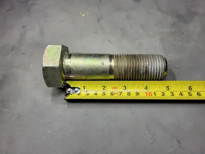 USED KOMATSU 01011-63320