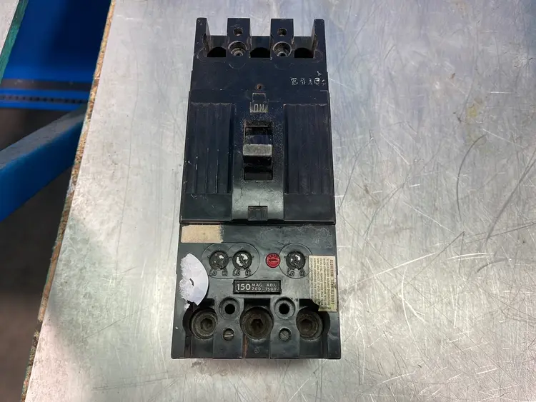 Used GENERAL ELECTRIC _UNKNOWN_ Circuit Breakers Ohio US | HGR 24 #1175551