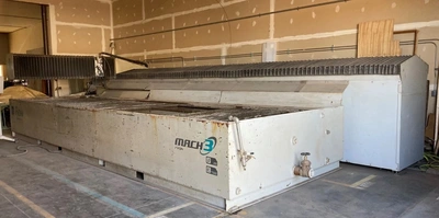 USED 2009 FLOW MACH 3