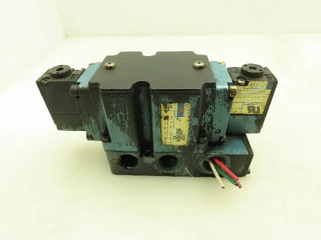 MAC 6521B-211-PM-111DA Pneumatic Double Solenoid Valve 4/2-Pos 120V w/Sub-Base