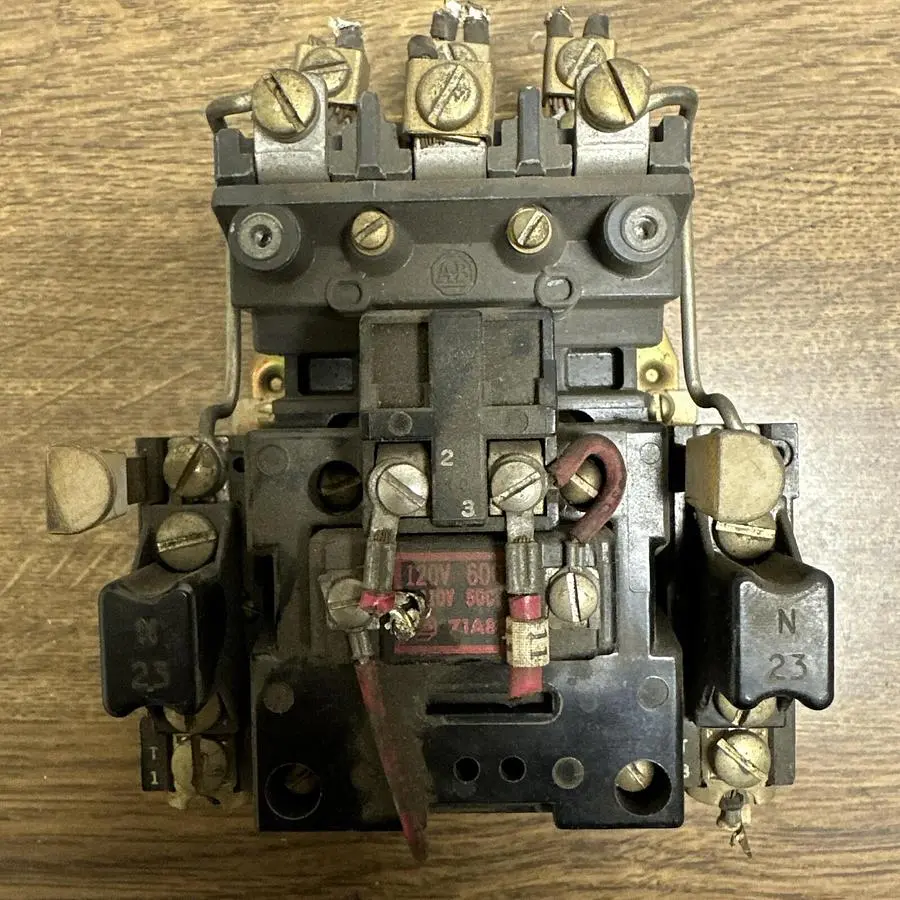 USED ALLEN-BRADLEY 709B0D