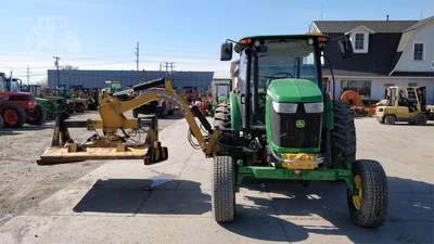 USED 2014 JOHN DEERE 6105D