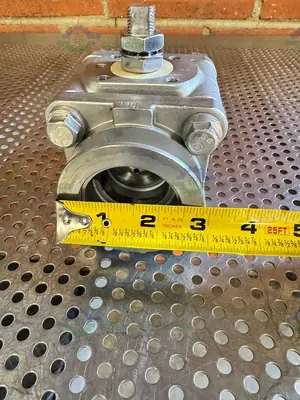 Used A&N CORPORATION A35I STAINLESS STEEL BALL VALVE W/ KF50 VACUUM FITTING Valves/Fittings California US | Equipment Lab #1338200