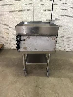 Used Imperial Used 24" Imperial ISCE-24 Thermostatic Gas Griddle with Equipment Stand Commercial Flat Top Griddles Illinois US | Falcon Restaurant Supply #1375717