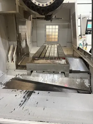 2010 MILLTRONICS VM25 Vertical Machining Centers | Machinery Resources International (14)