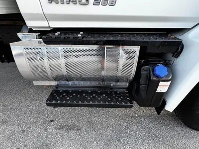 Used 2019 HINO 268 Box trucks Florida US | Truck and Van Outlet #1509125