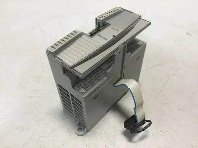 USED ALLEN BRADLEY 1762-IQ16 SER A
