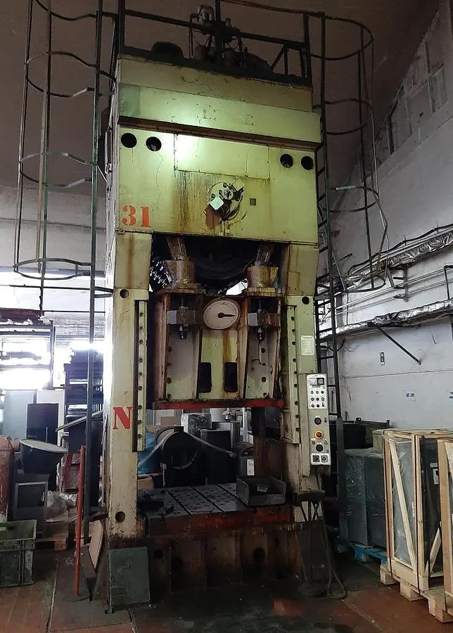 Used 1987 ERFURT PKNT 315 Straight Side Presses CZ | Amaron s.r.o. #1065211