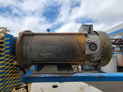 Fiber Glass Tank w/ Fittings