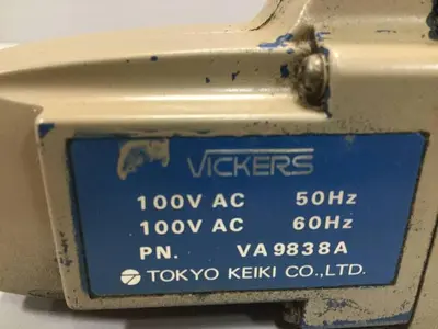 USED VICKERS DG4V30CPLT10JAS310