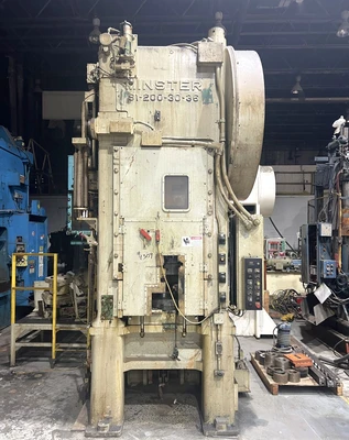 USED 1971 MINSTER MINSTER S1-200-30-36 PRESS