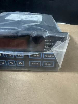 NEW Eaton 58841400
