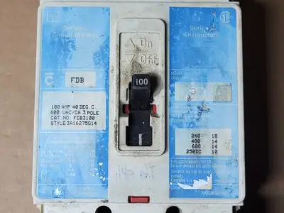 USED CUTLER-HAMMER FDB3100