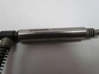 Moore 13820-1 Linear Transducer Probe Sensor