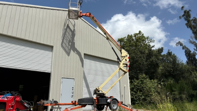USED 2016 JLG T350