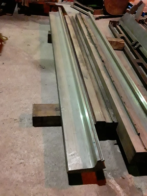 PRESS BRAKE GOOSENECK PUNCH Dies, Press Brake | Rock Solid Tools (1)