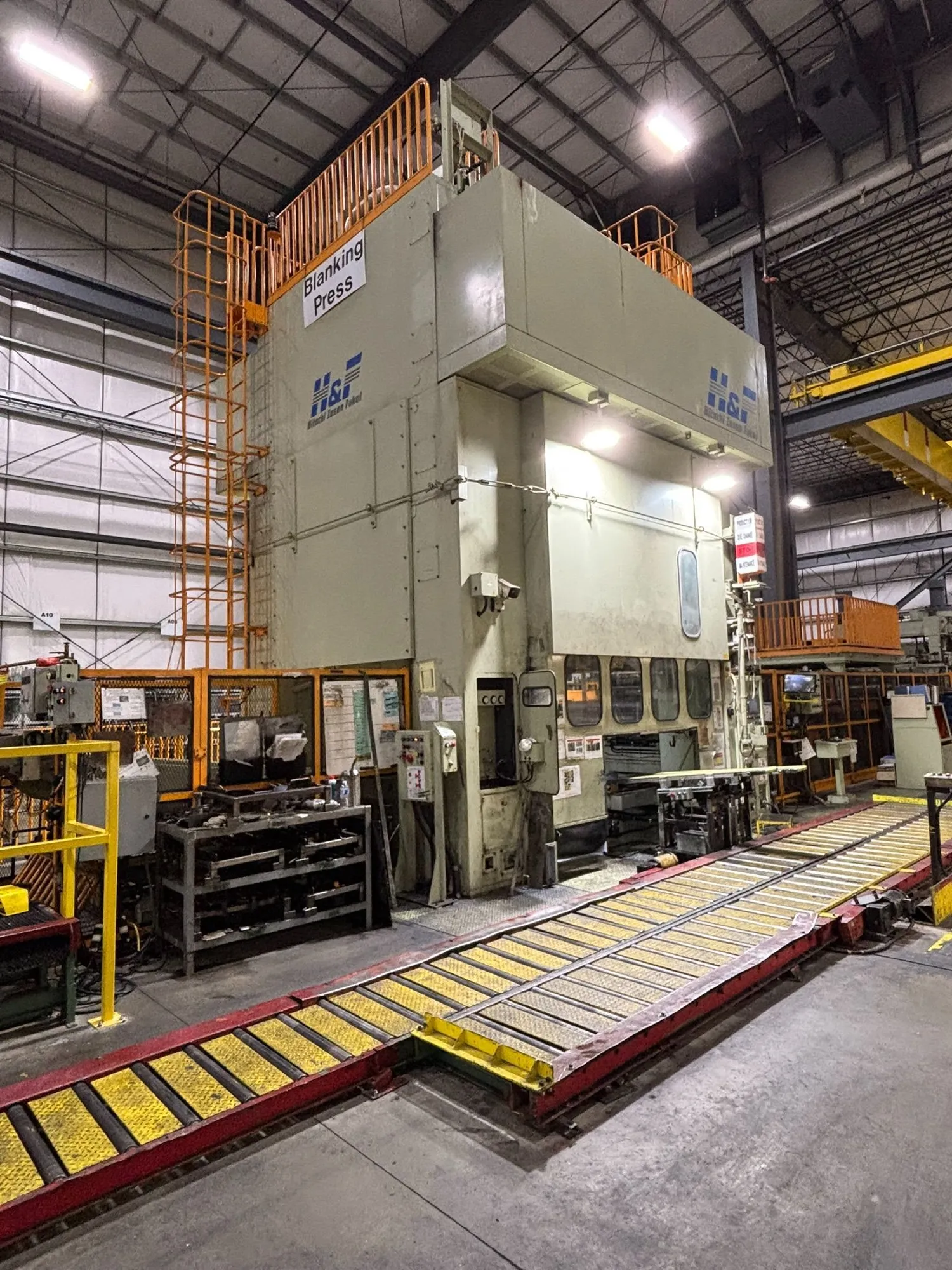 USED HITACHI-ZOSEN BFE1300 Straight Side Presses in Ontario CA