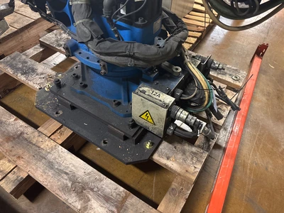 USED 2014 YASKAWA MOTOMAN-MS100