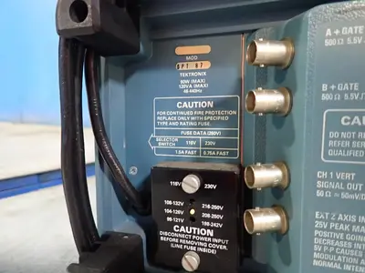 USED TEKTRONIX 465B
