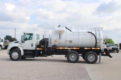 Used 2020 INTERNATIONAL MV Septic/Sewer/Vacuum Trucks Texas US | Roll Off Truck World #1491806