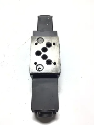 Moog D634-1024 Direct Drive Proportional Valve 350Bar