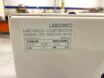 Used Labconco Purifier Vertical Clean Bench, HEPA Laminar Flow Hoods Michigan US | Maverick Industrial Sales #1489271