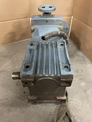 Sew Eurodrive S62D24 Varimot Gear Drive / Speed Reducer 0.71HP 23.59:1