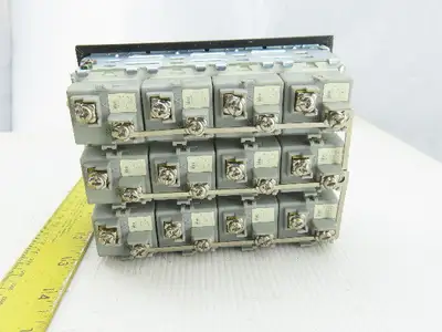 Idec SLC30N Annunciator Panel 4 Rows of 3 Lighted Control Panel