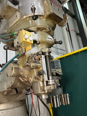 BRIDGEPORT SERIES I Vertical Mills | Levy Recovery Group (14)