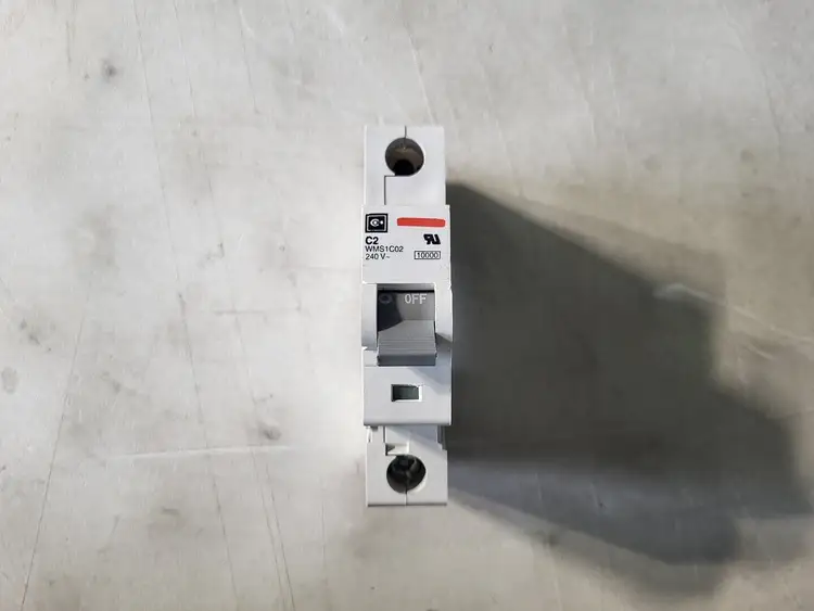 Used CUTLER-HAMMER WMS1C02 Switchgears British Columbia CA | Lenmark #241930