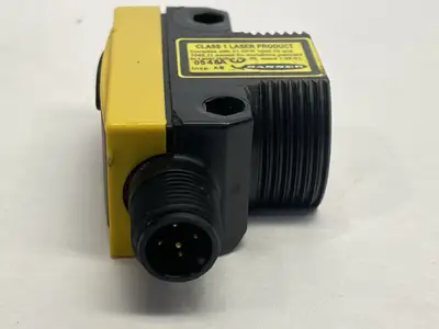 Used Banner Engineering Long-Range Laser Diffuse Sensor 70231 DAMAGED CASE Photoelectric Sensors Michigan US | Maverick Industrial Sales #1402264