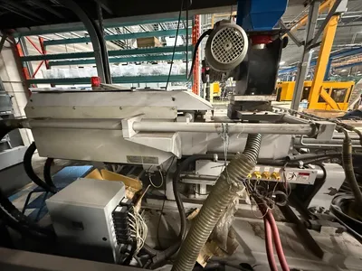 2012 HUAHONG HR320PE Injection Molding Machines | ListingHippo (8)