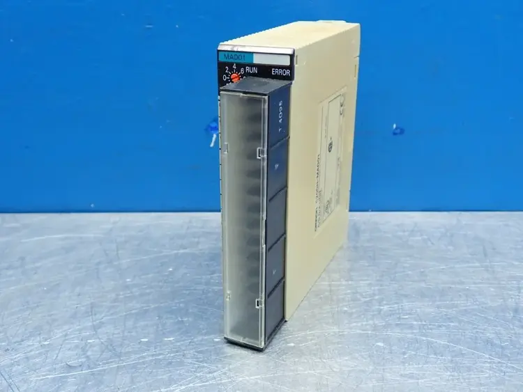 Used OMRON C200HMAD01 Input / Output Modules | HGR 24 #747857