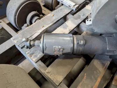 H&S TOOL LARGE FIELD PIPE BEVELING MACHINE: YOBRO #24078