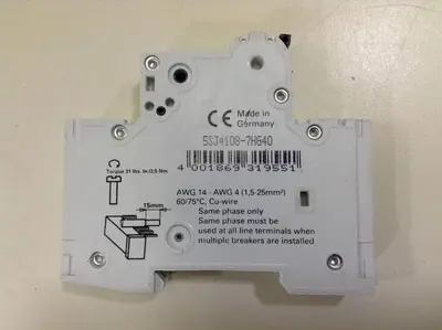 USED SIEMENS 5SJ4108-7HG40