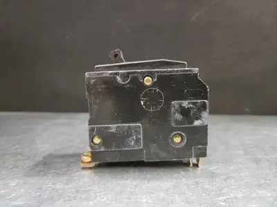 Used SQUARE D QOB230 Switchgears British Columbia CA | Lenmark #243797
