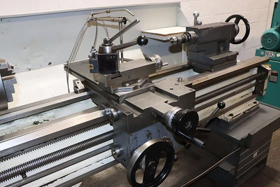 Used 2000 Clausing-Colchester 15", Inch/Metric, Newall DRO, 3-Jaw, 7.5 HP Engine Lathes New Jersey US | Machinery Values #1548858