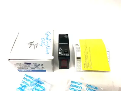 E3JM-10L-NN | Omron  Through-Beam Photoelectric Switch Sending Unit 24-240VAC - New Other