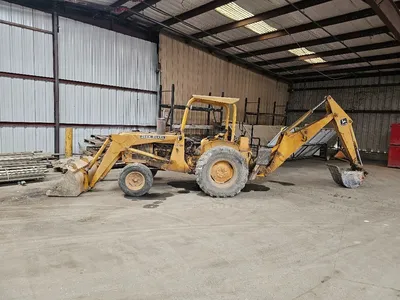 JOHN DEERE 300BD BACKHOES | Turner's Machinery (1)