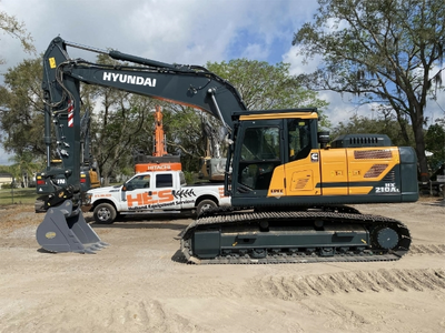 USED 2023 Hyundai HX210AL