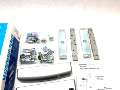 USED SECURITRON MAGNALOCK MAGNALOCK DOOR LOCKING DEVICE
