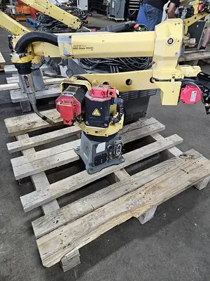 USED 2013 FANUC ARCMATE 100IC/6L